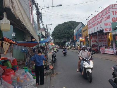 Chính chủ bán nhà 2 mặt tiền ngay chợ phú chánh cũ  117,1m2 3