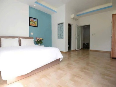 Cho thuê nhà 2 tầng ven biển Mỹ Khê cạnh công viên Hồ Nghinh, Sơn Trà, Đà Nẵng. 0