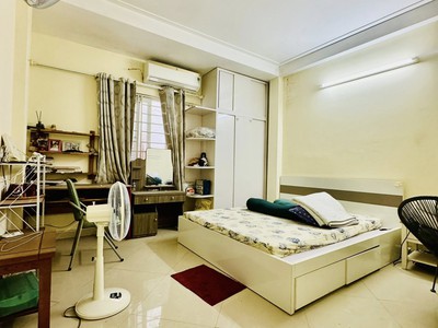 Bán nhà 5 tầng ngõ 145 phố Quan Nhân, Hà Nội 1