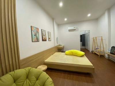 Nhà rất đẹp 1 lầu 4mx14m full nội thất đường ô tô hiệp thành 13 q12 3