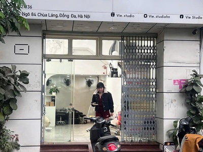 Mở rộng nên em cần sang nhượng cửa hàng nail mi gội hoặc chỉ sang mặt bằng 0