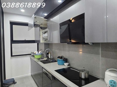 Bán mp hoàng văn thái 75mx3t, mt 3,5m - kinh doanh 1