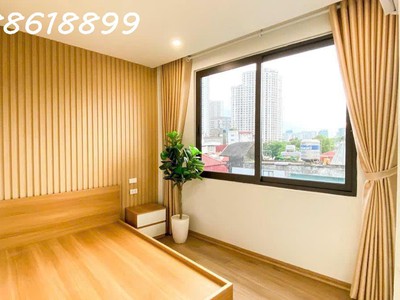 Bán ccmn mới kính koong ngã tư sở 75mx7t, mt 5m- doanh thu 100tr/ tháng 3