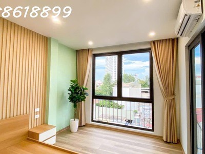 Bán ccmn mới kính koong ngã tư sở 75mx7t, mt 5m- doanh thu 100tr/ tháng 0