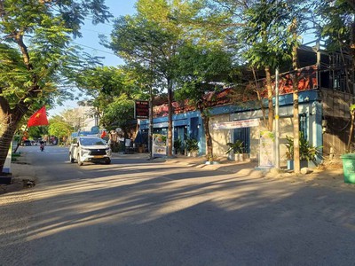 Cực hiếm đất biệt thự 2 mặt tiền - ciq4 quận 7 sát metro 35 tỷ 1