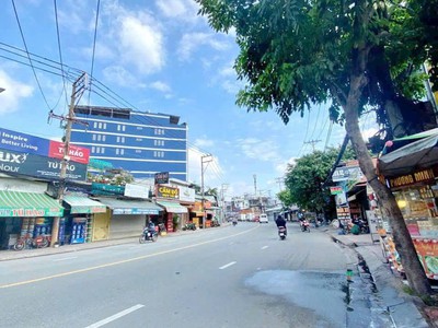 Giá rẻ nhất trục huỳnh tấn phát, quận 7 - nhà mặt tiền - có dòng tiền 28tr/tháng - 13,5 tỷ 2