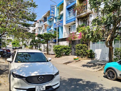 Nhà phố trung tâm quận 7 - mặt tiền đường số 14m - thích hợp để kinh doanh, mua bán, spa, phòng 1