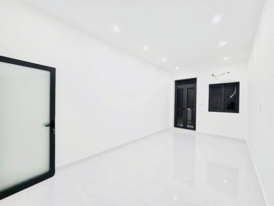 Bán nhà trung tâm tân phú, đường nguyễn sơn, 50m2, nhà đẹp full nt nhỉnh 5 3