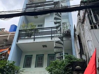 Nhà hxh đường hoàng hoa thám phường 5 quận phú nhuận cũ. 0