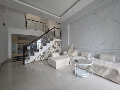 Bán nhà mặt phố đường số 28, phường cát lái, q2, tp hcm. dt 76m2, 4 tầng, sh. giá 10.59 tỷ. 0