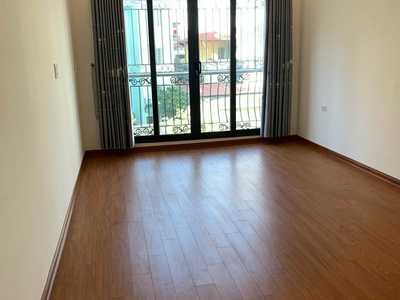 Chính chủ cho thuê nhà nguyên căn 5 tầng 35m2/sàn mới đẹp trên phố Hồ Tùng Mậu, HN 6