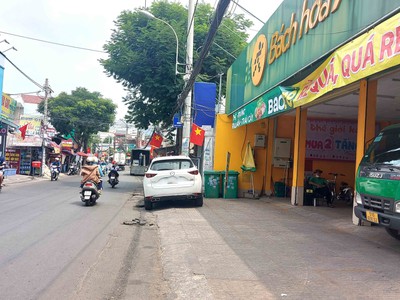 Nhà ngang 6.8m nở hậu linh xuân   178m    phù hợp xây chdv 20  phòng   nhỉnh 40 triệu/m 2