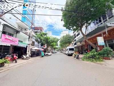 Chỉ 4,6 tỷ sở hữu nhà đường biệt thự khu phố tây nha trang, hẻm ô tô 7met cách biển 200met 2