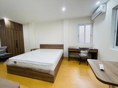 Trung tâm tây hồ nhà mới kính coong 6 tầng thang máy dt36m giá 11,8 tỷ  phố lạc long quân 0