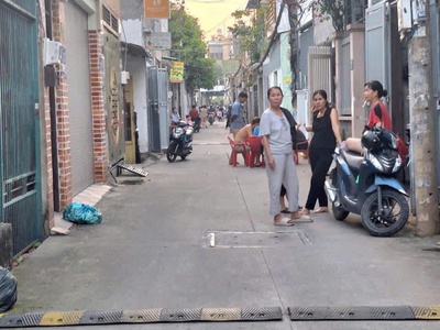 Sót lại nền đất  4x18  hxh 1/ ngắn nguyễn thị đặng, quận 12 giá tốt 4.5 tỷ 2