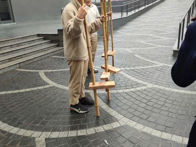 Dụng cụ đi cà kheo , dụng cụ thi đấu cà kheo 3