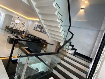 Gấp bán biệt thự 6x27 mặt tiền trung mỹ tây 19, quận 12 giá rẻ hơn 9t 3