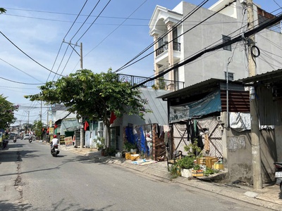 Bán nhà 108m  mặt tiền hiệp thành, q12   giá chỉ 4.2 tỷ   gần chợ 0