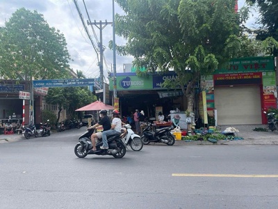 Hiếm nhà góc 2mt  6.2x26  dương thị mười, q12   kd đỉnh, giá 15,5 tỷ 0