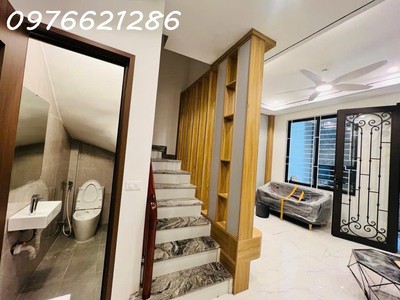 Bán nhà 6 tầng   thanh am, long biên   6,x tỷ   nhà mới thơm mùi sơn   nở hậu   full nội thất 2