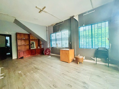 Chính chủ cần cho thuê mặt bằng 2 mặt tiền đường lữ gia - phường 15 - tp hồ chí minh 2