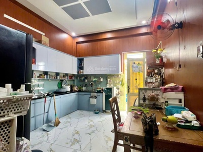 Bán nhà đẹp ở bình tân, hẻm rộng, an ninh . 2