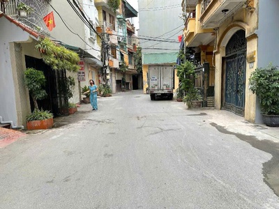 Khu phân lô hoàng văn thái, gara ô tô, phù hợp khách mua ở giá 16.5 tỷ. 0