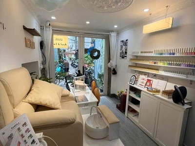 Chính chủ sang tiệm nail   gội - bùi viện, q1, tp.hcm 2