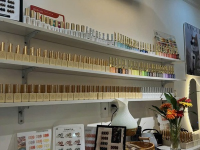 Chính chủ sang tiệm nail gội - bùi viện, q1, tp.hcm 3