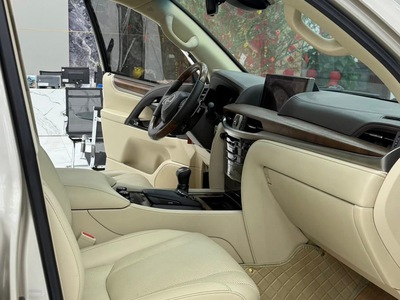 Bán Lexus LX570 nhập Mỹ, sản xuất 2019. 10