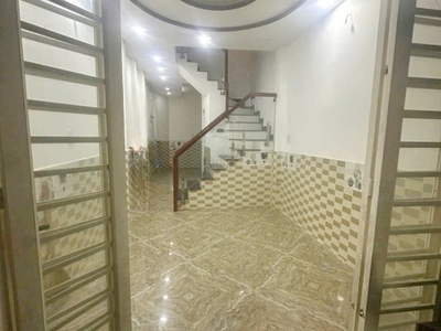 Nhà 2 tầng đúc btct 2 mặt hẻm nguyễn thị tần p. chánh hưng. giá 4,05 tỷ bớt lộc 0