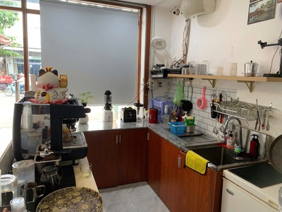 Sang quán cafe căn góc có gác ở lại 2