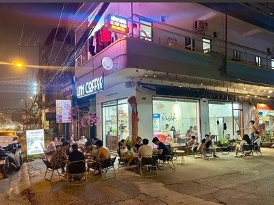 Sang quán cafe căn góc có gác ở lại 0