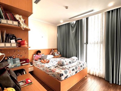 Bán căn hộ tòa r2 sunshine riverside võ chí công 90m2 3n2vs giá 10,6 tỷ. 3