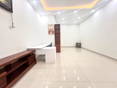 Bán nhà mặt phố đường số 4, phường linh xuân, tp hcm. dt 140m2, 3 tầng, giá  8.85 tỷ. 4