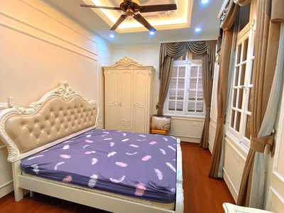 Cho hộ gia đình thuê nhà riêng tại phố văn cao ba đình 8.5tr/tháng 1