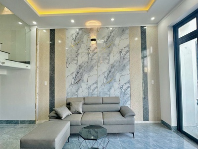 Nhà giá rẻ 400 triệu, đầy đủ công năng, tọa lạc gần khu du lịch bửu long 3