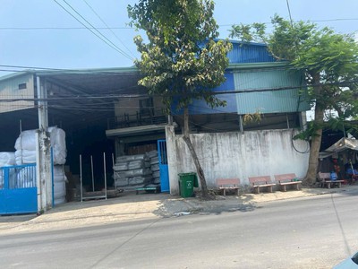 Bán nhà mặt tiền 13,5x40m giá 16 tỷ đường 12m dương công khi 1