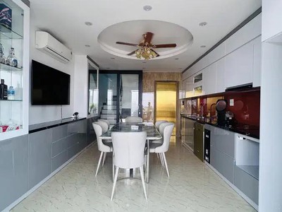 Rẻ nhất ngọc thụy 50m2 7 tầng dân xây full nội thất, ô tô đỗ cửa, 4pn - 1x tỷ 2