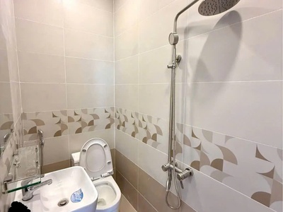 Bán nhà vị trí đẹp hẻm / bùi minh trực p5q8 cách mặt tiền vài bước chân 3