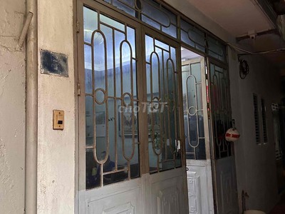 Bán nhà trong ngõ phố ngô gia tự, dt 30m2, hướng đông nam cực mát, gần đường, gần chợ, gần trường 1