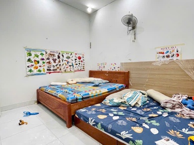 Chủ kẹt tiền   bán gấp nhà ngang 5m nở hậu l   hxh quay đầu 3