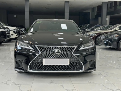 Bán Lexus LS500h 2025 Vừa đăng ký đi 700Km 2