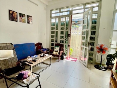Bán nhà quận 4 - ngang đẹp 5.6m2- đất full thổ cư- đ.đoàn văn bơ- lưu thông xóm chiếu- tôn đản- gần 3