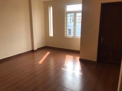 Cho thuê phòng tầng 3 nhà riêng tại long biên, hà nội 1