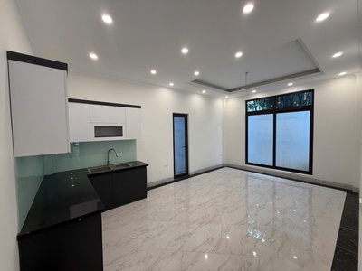 Kinh doanh - dòng tiền 400 triệu/năm - sau quy hoạch đường 12m - ô tô tránh - nhà 5 tầng thang máy 3