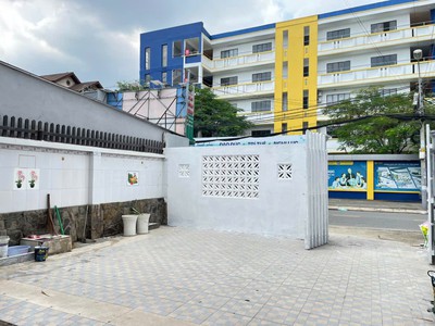 Nhà đẹp   giá tốt    chính chủ cần bán tại đht02, phường đông hưng thuận, quận 12 4