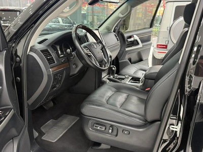 Bán Toyota Land Cruiser 4.6 V8, sản xuất 2019. 6