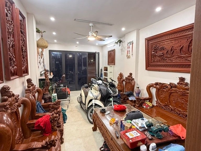 Bán nhà kim đồng giáp bát 4 tầng dân xây phân lô ô tô đỗ cửa hoàng mai 1