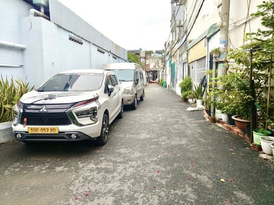 Giảm 500tr - Bán nhà 81m2 hẻm 39 đường 10 Linh Xuân, gần Trường THPT Đào Sơn Tây 2